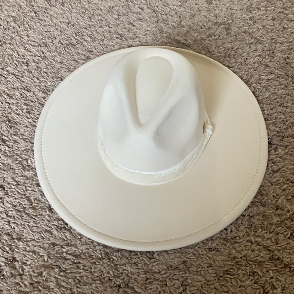 Forever 21 hat